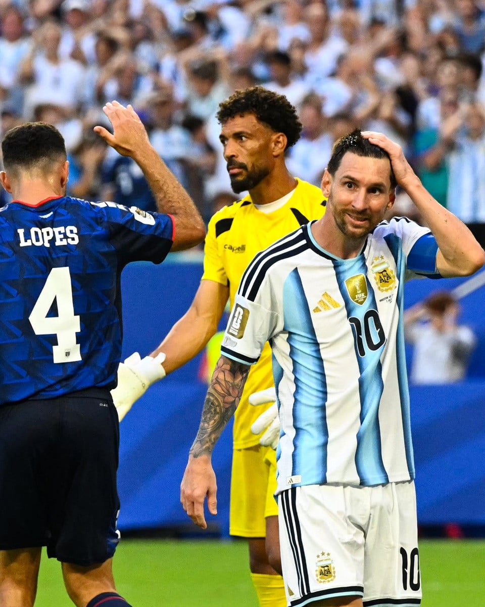 メッシは、カーボベルデとの激戦を制した後、アルゼンチン代表について