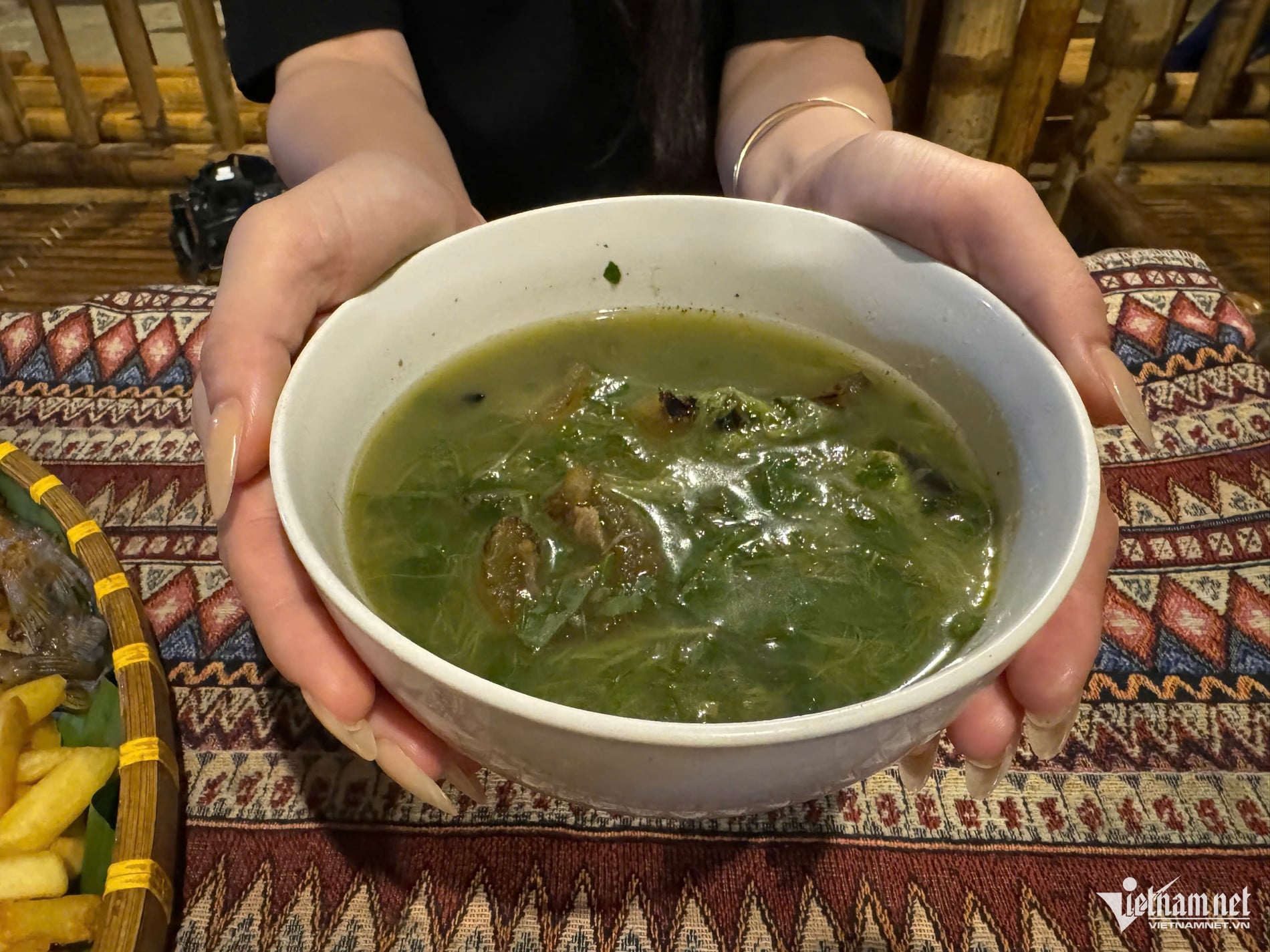 Gallery - A unique feast with many specialties from Phu Tho, enough to feed 6-7 people, with some dishes that are 'selective' in terms of who should try them. - image 14