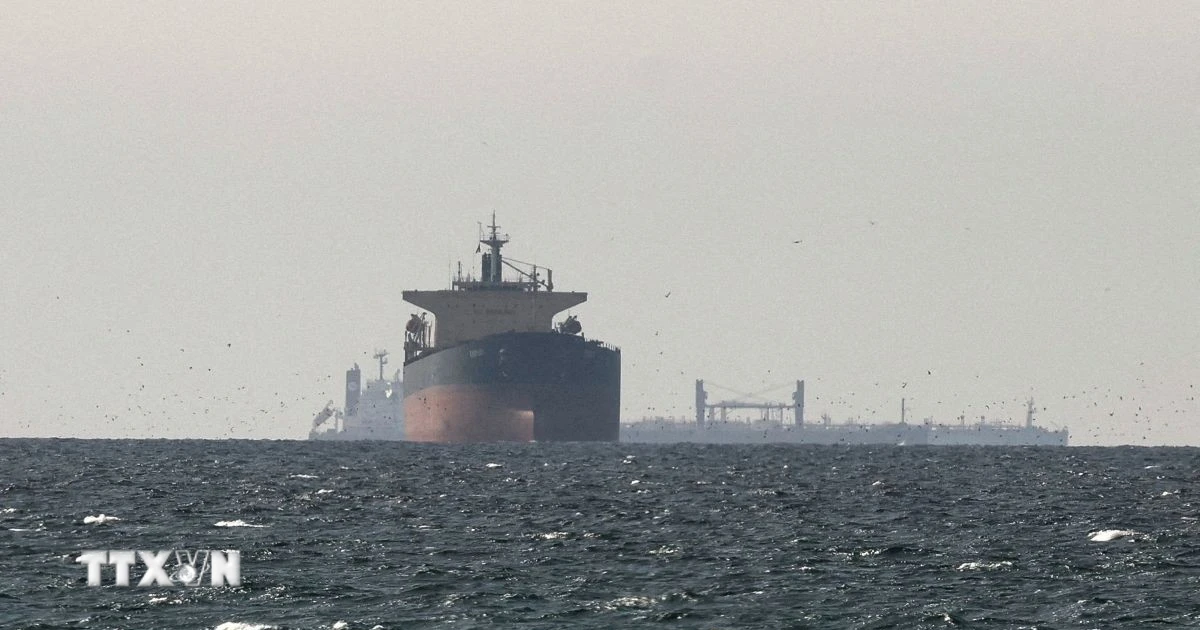 Tres petroleros británicos atacados en el estrecho de Ormuz en medio de tensiones con Irán