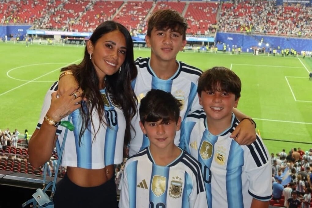 メッシ一家が歓喜の瞬間を共有　アルゼンチン決勝進出に妻アントネラと子どもたちが見せた感動の姿が話題に