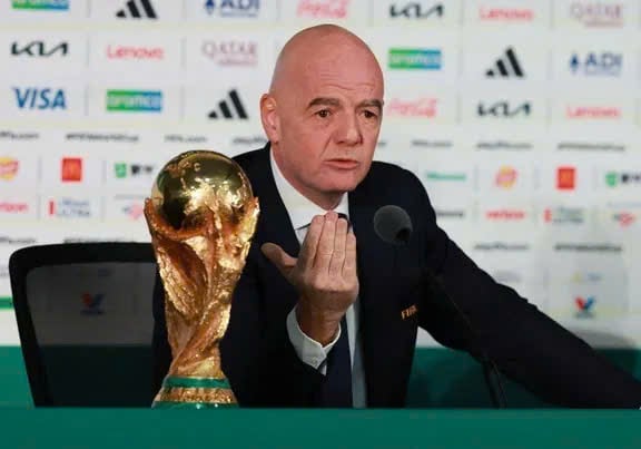 70 nghị sĩ yêu cầu điều tra chủ tịch FIFA sau vụ bê bối lớn nhất World Cup 2026 1 FIFA president speaks about VAR controversy in Argentina vs Egypt match.