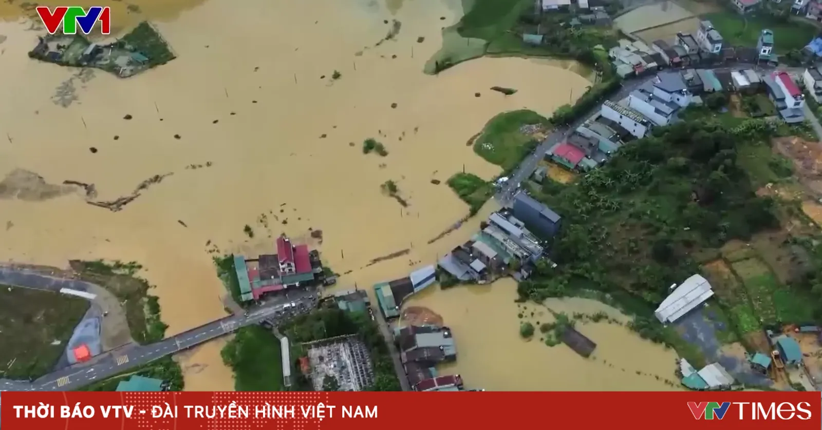 Hujan Lebat di Vietnam Utara: Dampak Tanah Longsor, Banjir, dan Kerusakan Properti