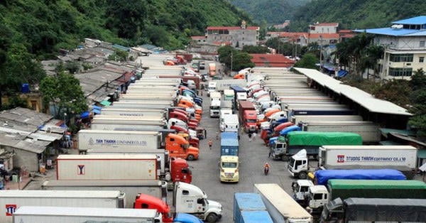 Triển khai các giải pháp tạo thuận lợi thông quan đối với hàng hóa nông sản xuất khẩu