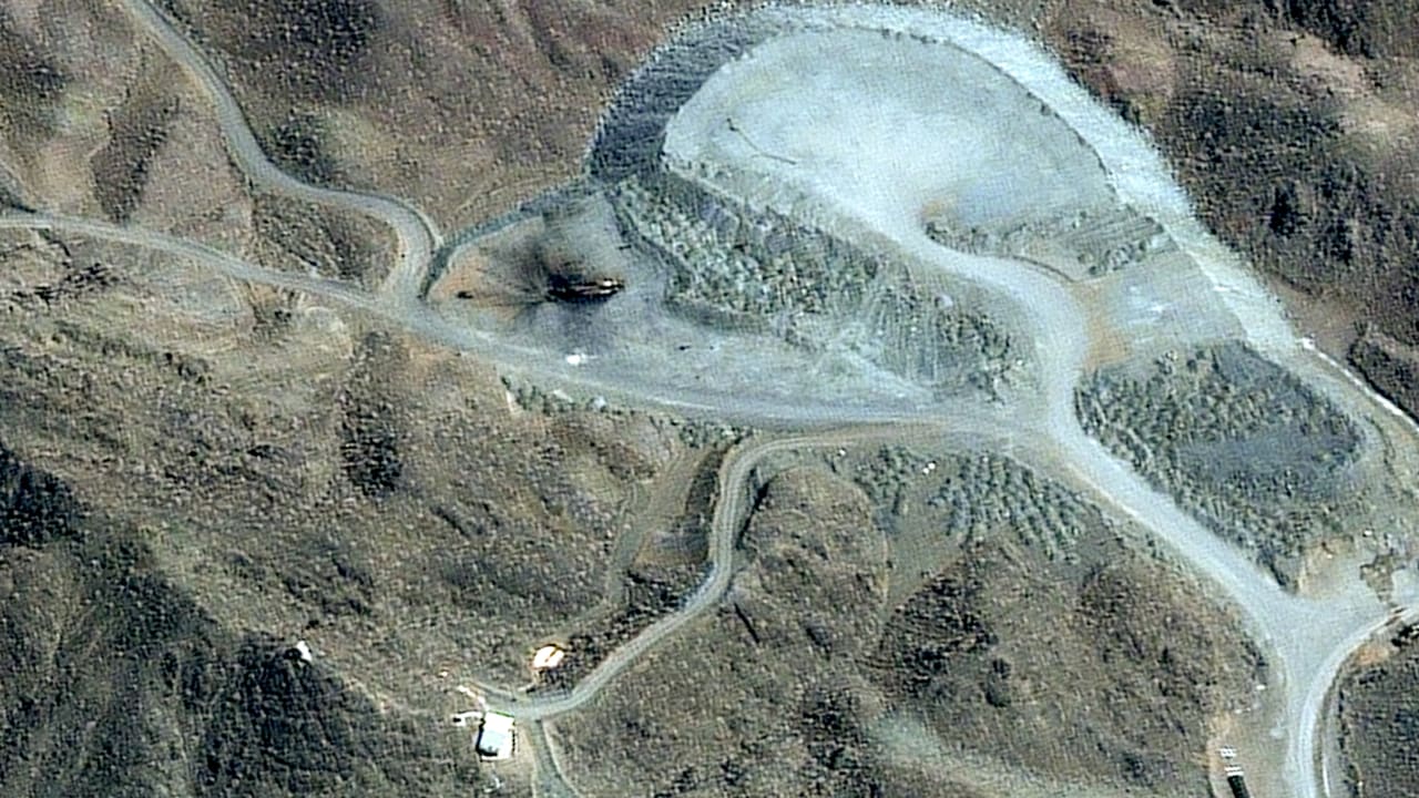 イランの核問題をめぐる緊張が高まる中、ピッケル山は米国の監視対象と