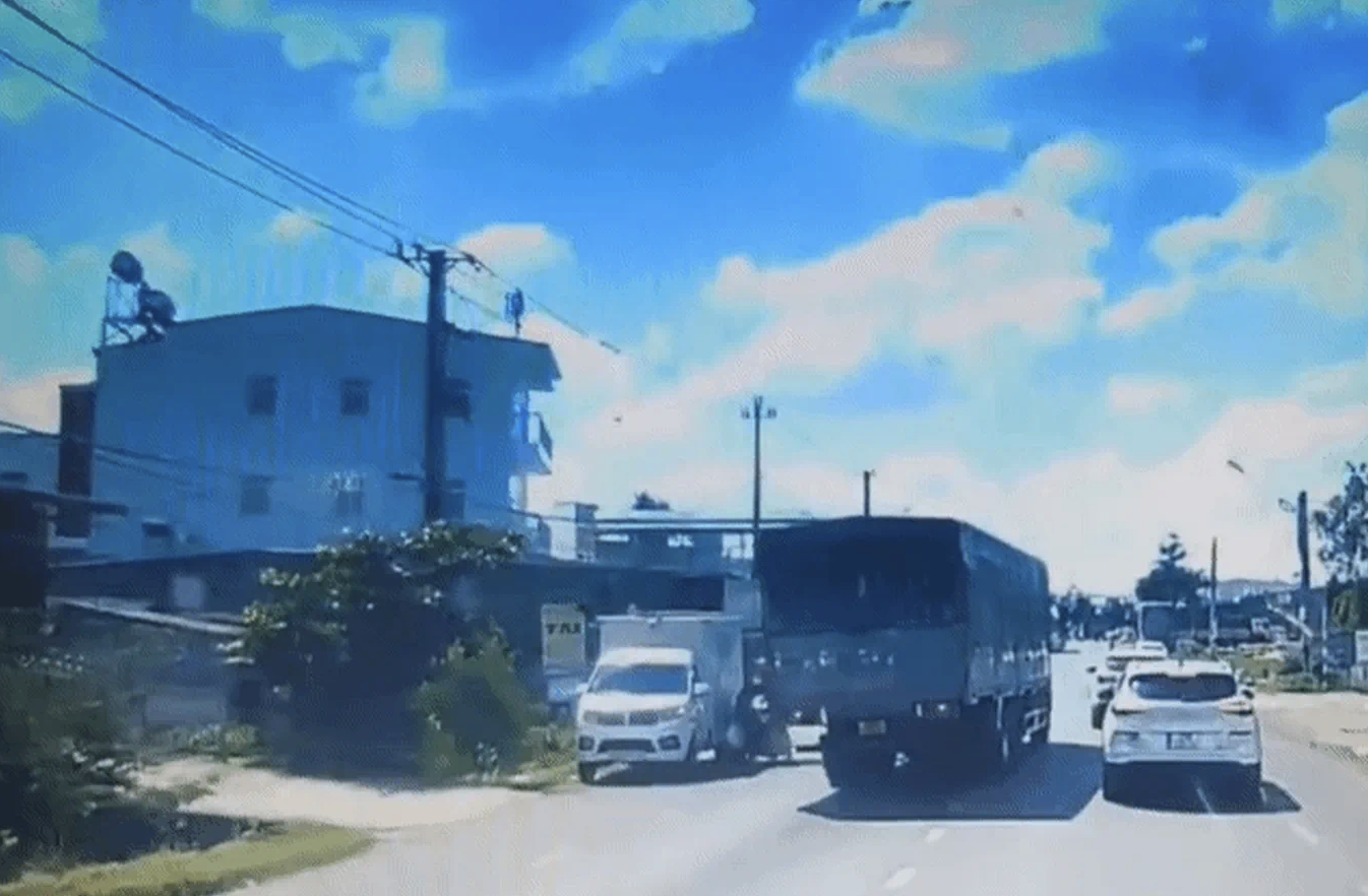 Ảnh màn hình 2026 07 28 lúc 20.44.54.png