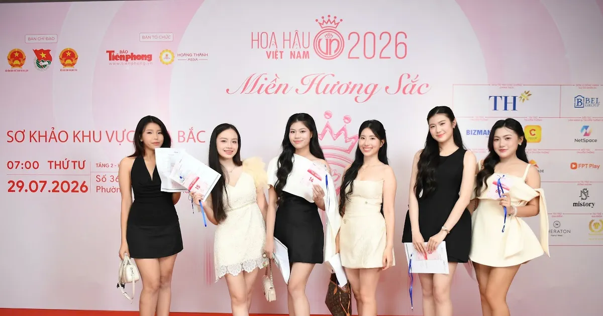 Bijna 200 deelnemers namen deel aan de voorronde van Miss Vietnam 2026 in het noorden.