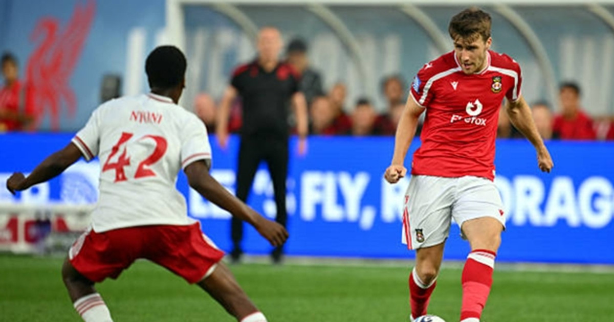 فاز ليفربول على ريكسهام 1-0: دفعة معنوية من ريو نغوموها ومعضلة تتعلق باللاعبين للمدرب إيراولا.
