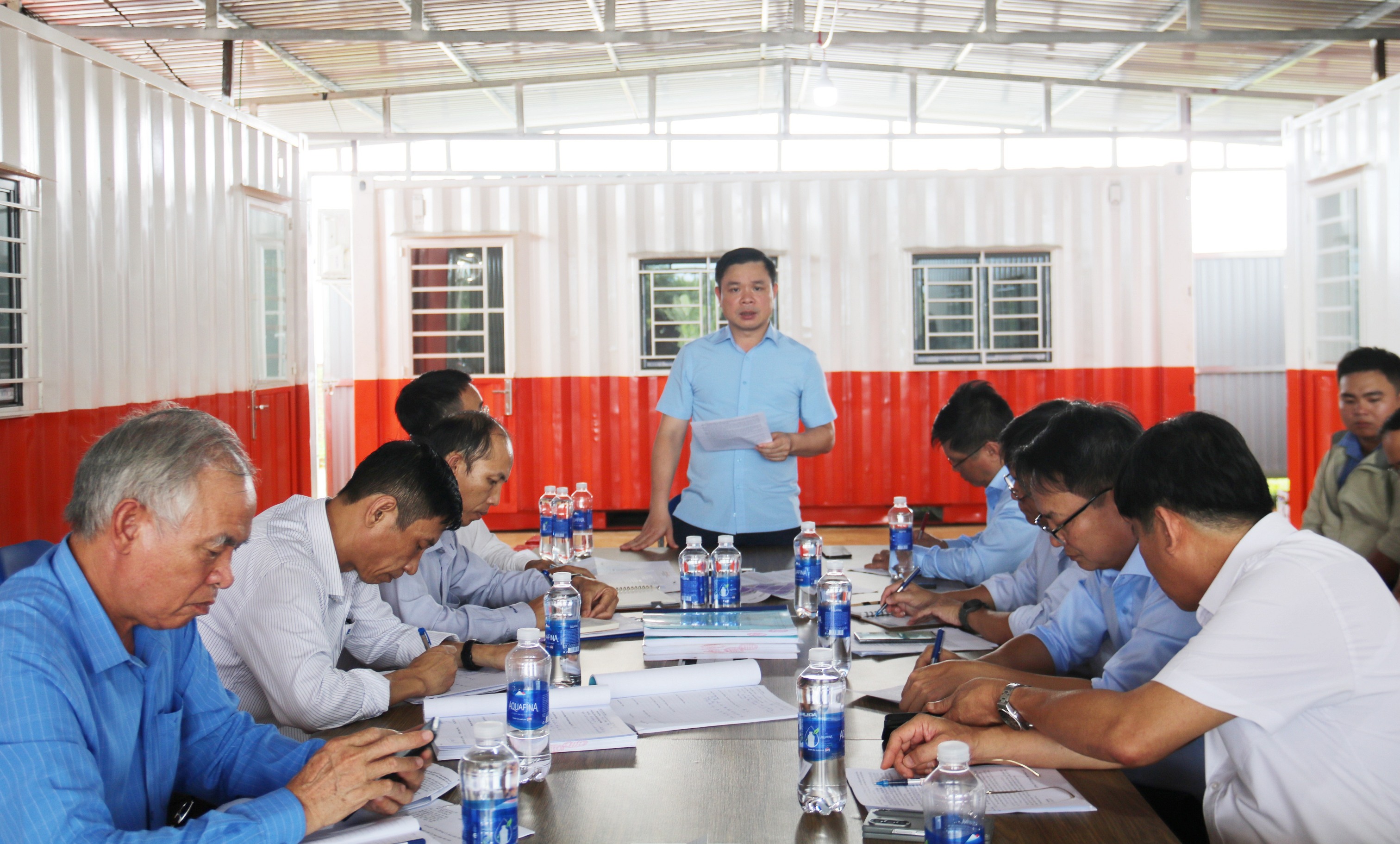 Chairman of the Provincial People's Committee Do Huu Huy requested the ...