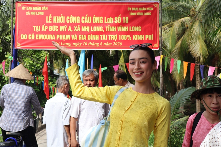 Gallery - Nhan sắc đời thường gây sốt của Tân Miss Grand Vietnam 2026 - Emoura Phạm - image 16