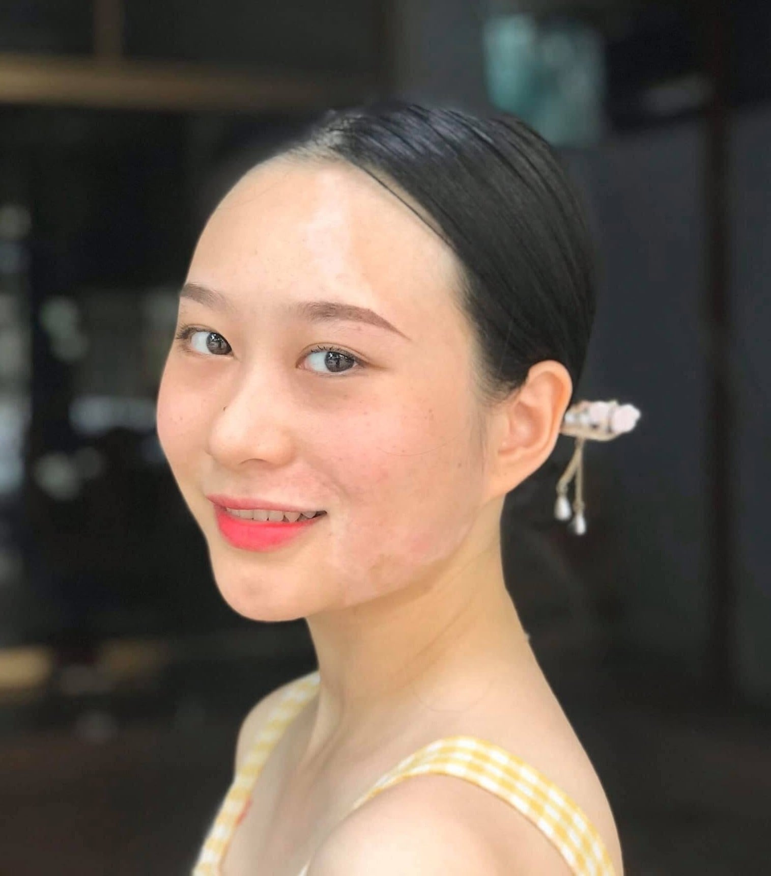 顔色が白い