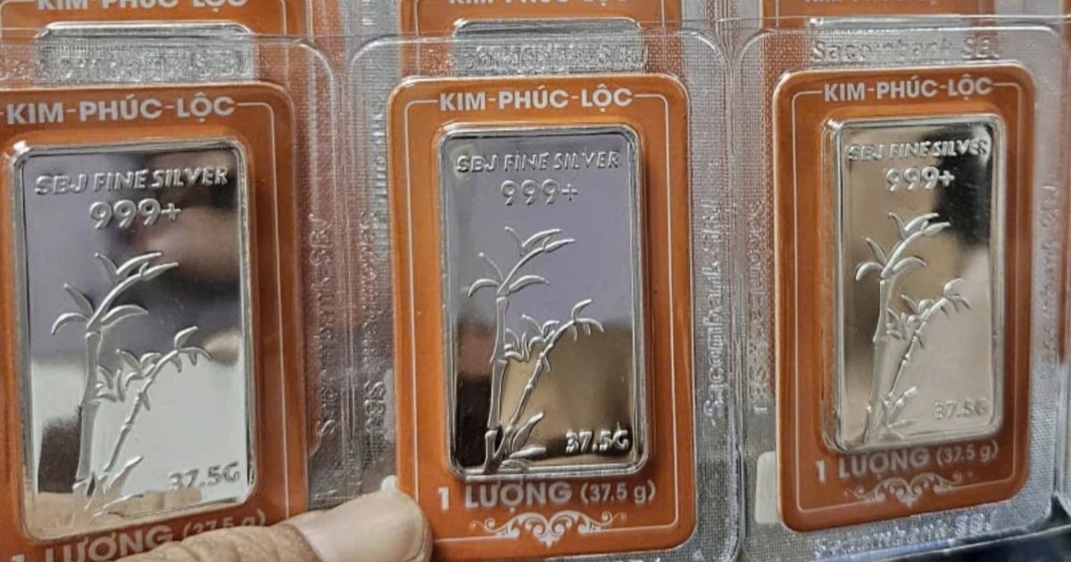 Giá bạc giảm hơn 50% từ đỉnh, nhà đầu tư chịu thiệt hại