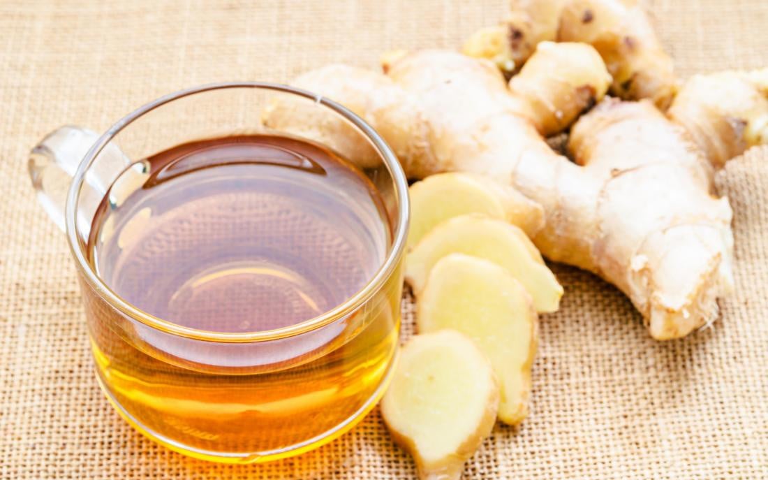 9 foods and spices that enhance the benefits of lemon water - Image 2.