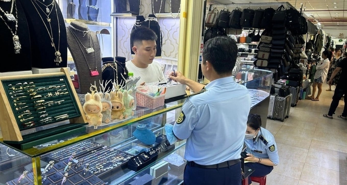 Ho Chi Minh-stad stelt voor om de subafdeling Marktbeheer onder het ministerie van Industrie en Hand