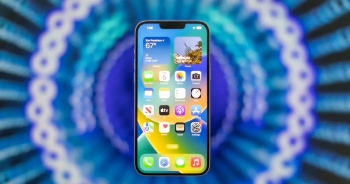 Recenzie iPhone 14 Plus: Ecran mare, baterie imensă și performanțe remarcabile în jocuri pentru intervalul său de preț