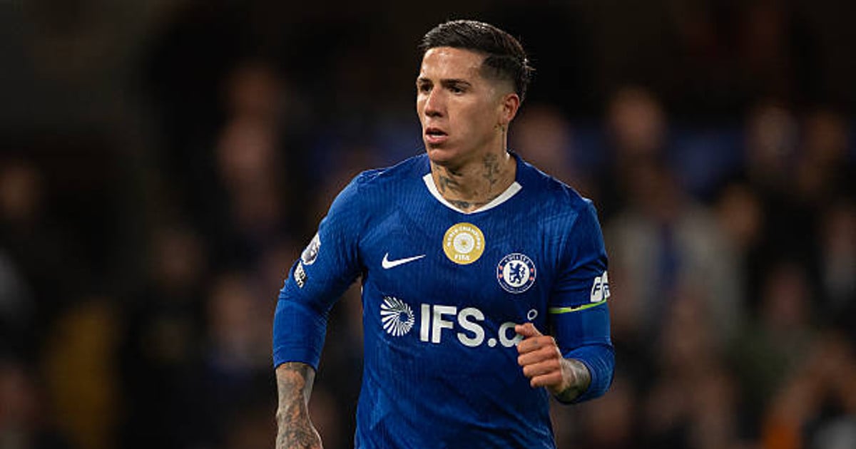 Chelsea har ställt ett ultimatum på 120 miljoner pund till Man City i den dyra övergången av Enzo Fernandez.