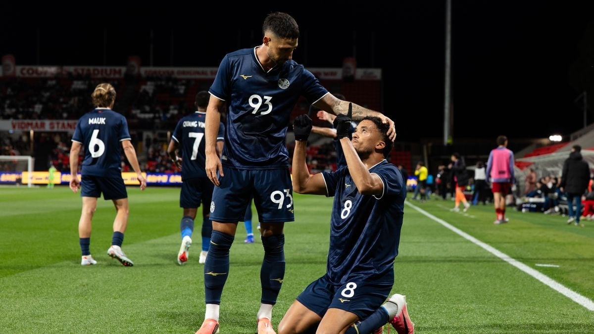 ข่าวฟุตบอล 12 สิงหาคม: สโมสร CAHN ได้รับเงินรางวัล 21,000 ล้านดองในศึกเอเอฟซี แชมเปียนส์ลีก และฟีฟ่าเปิดตัวการแข่งขันอาเซียนคัพ