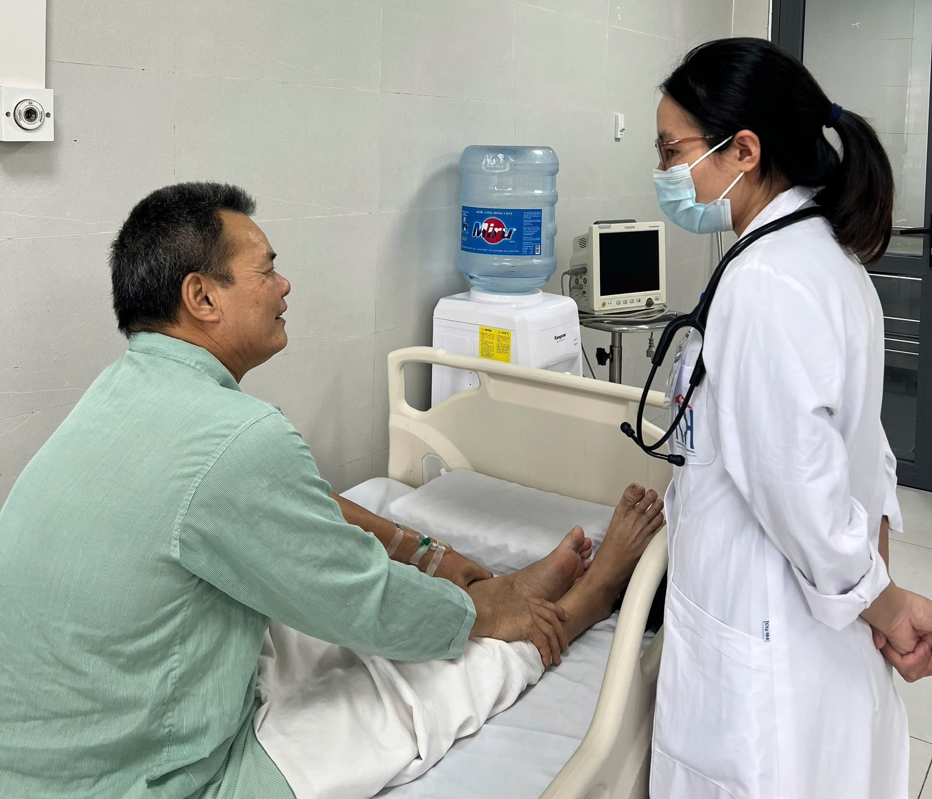 Cancer Patient Nearly Dies After Eating Dog Meat Contaminated with Rat Poison