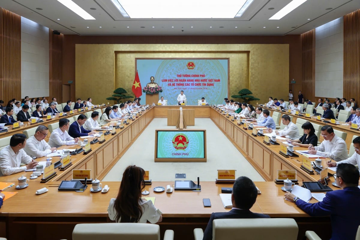 Ưu tiên hàng đầu của NHNN là hướng tới củng cố ổn định vĩ mô, bảo đảm các cân đối lớn của nền kinh tế