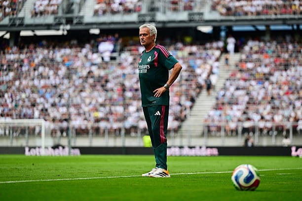 José Mourinho precisa construir um sistema adequado para libertar o potencial de Bellingham.