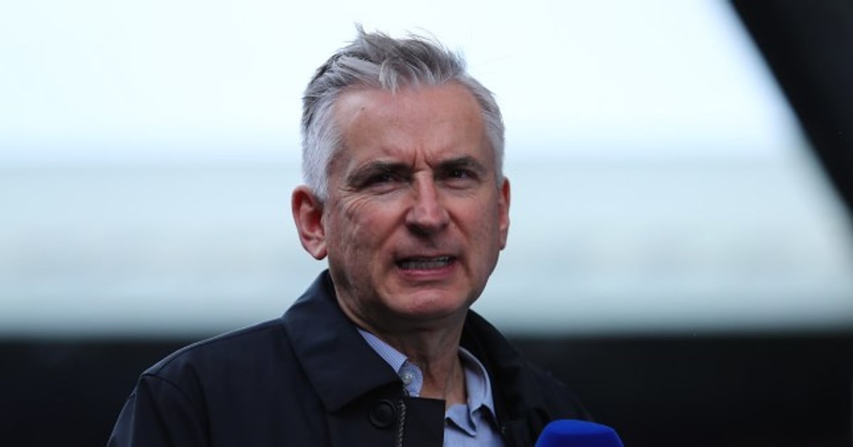 Alan Smith förutspår att titelkampen i Premier League kommer att bli en kamp mellan Arsenal och Man City.