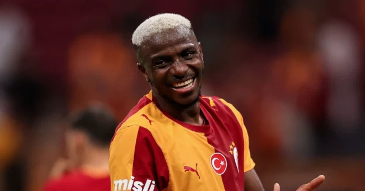 Transfernyheter 15 augusti: MU ansluter sig till kampen om Osimhen, Barca lägger ett bud på 60 miljoner pund för Rodri.
