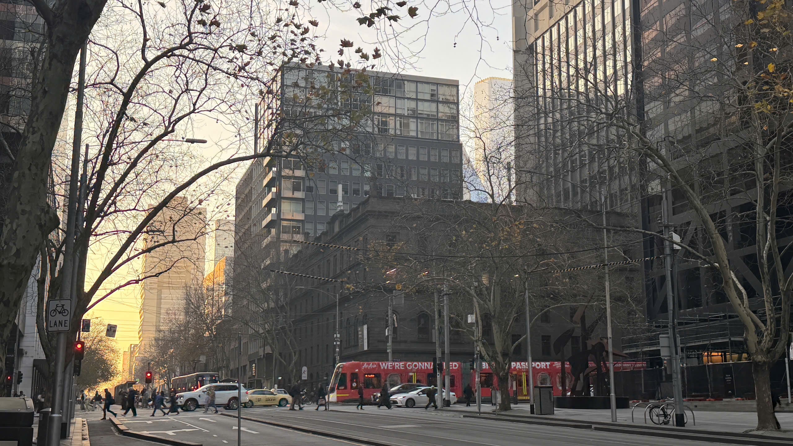 Melbourne in winter colors - Photo 1.