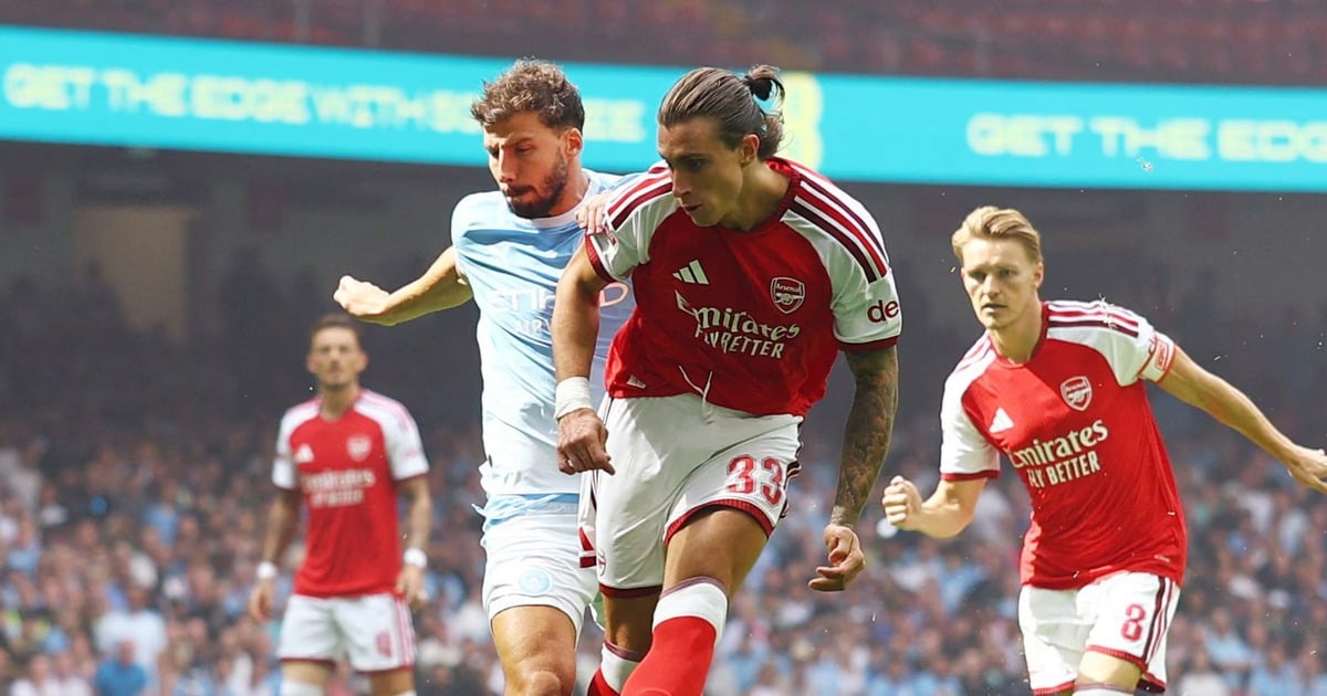 Arsenal krossade Man City med 3-0 och tog därmed hem sin första pokal för den nya säsongen.