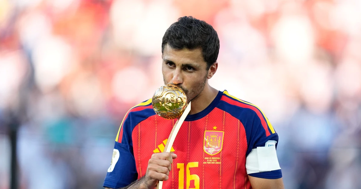 Barcelona har nått en överenskommelse om att köpa Rodri från Man City.