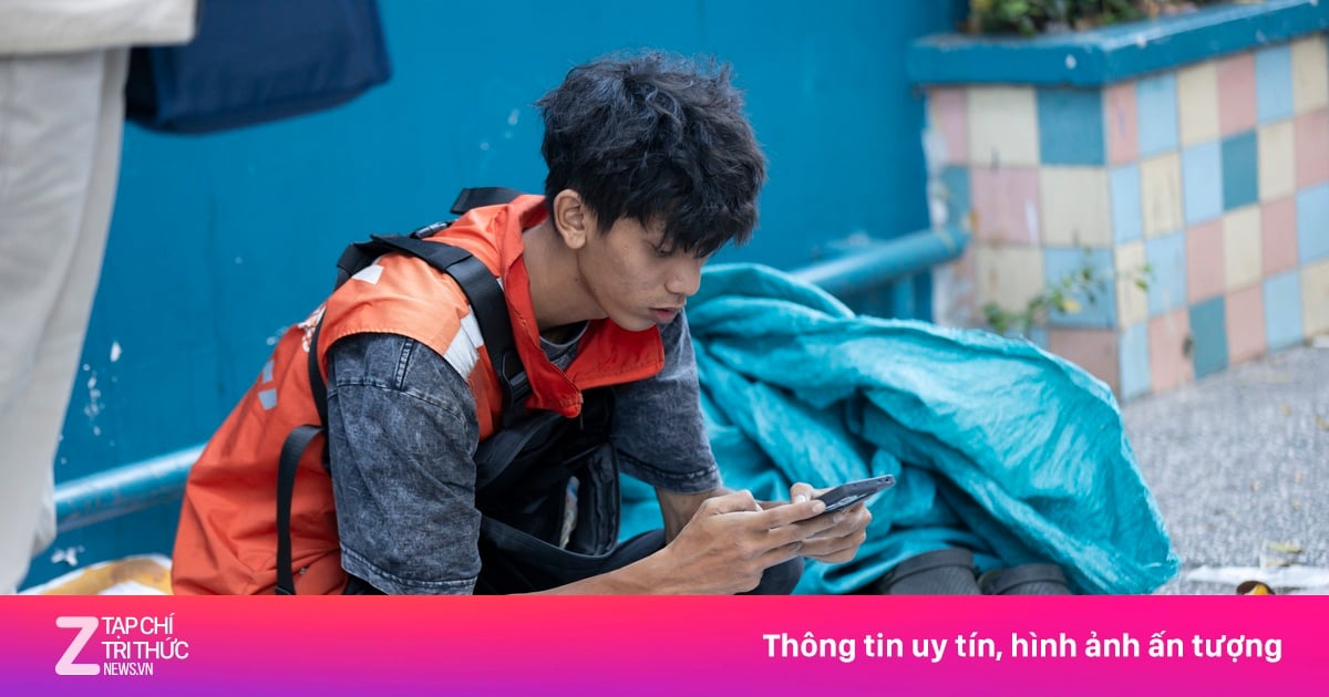 Leaving the online marketplace, where will hundreds of thousands of online shop owners sell their goods? Leaving the online marketplace, where will hundreds of thousands of online shop owners sell their goods?