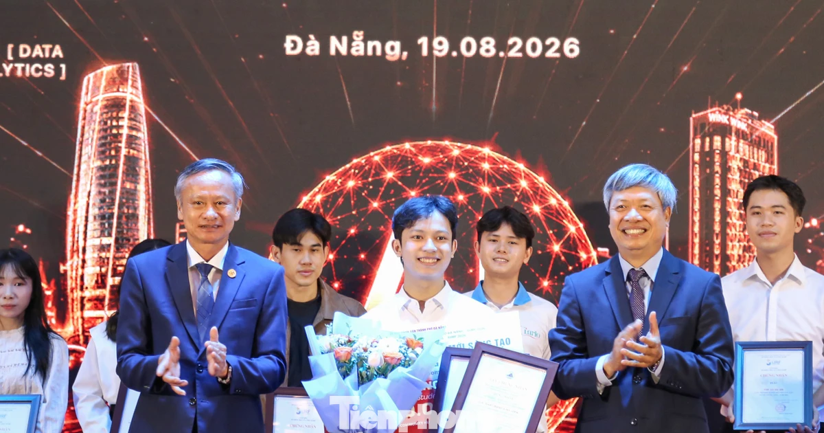 Augmented reality glasses to assist the hearing impaired won first prize in the SURF 2026 startup competition