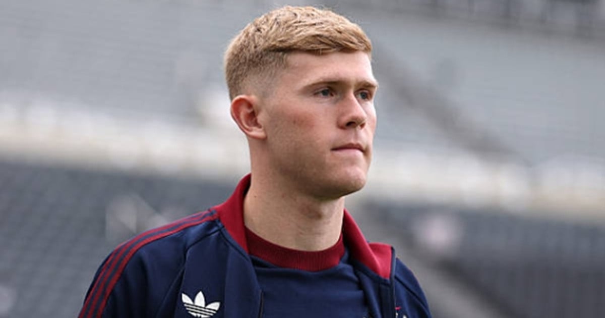 Waarom wees Lewis Hall het aanbod van Manchester United af om de nieuwe manager van Newcastle United
