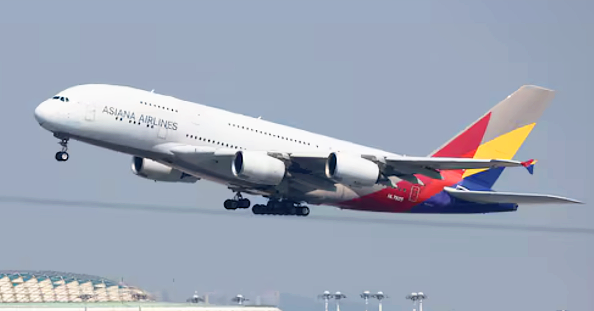 Passenger Sues Asiana Airlines For 100 Million After Being Denied passenger-sues-asiana-airlines-for-100-million-after-being-denied