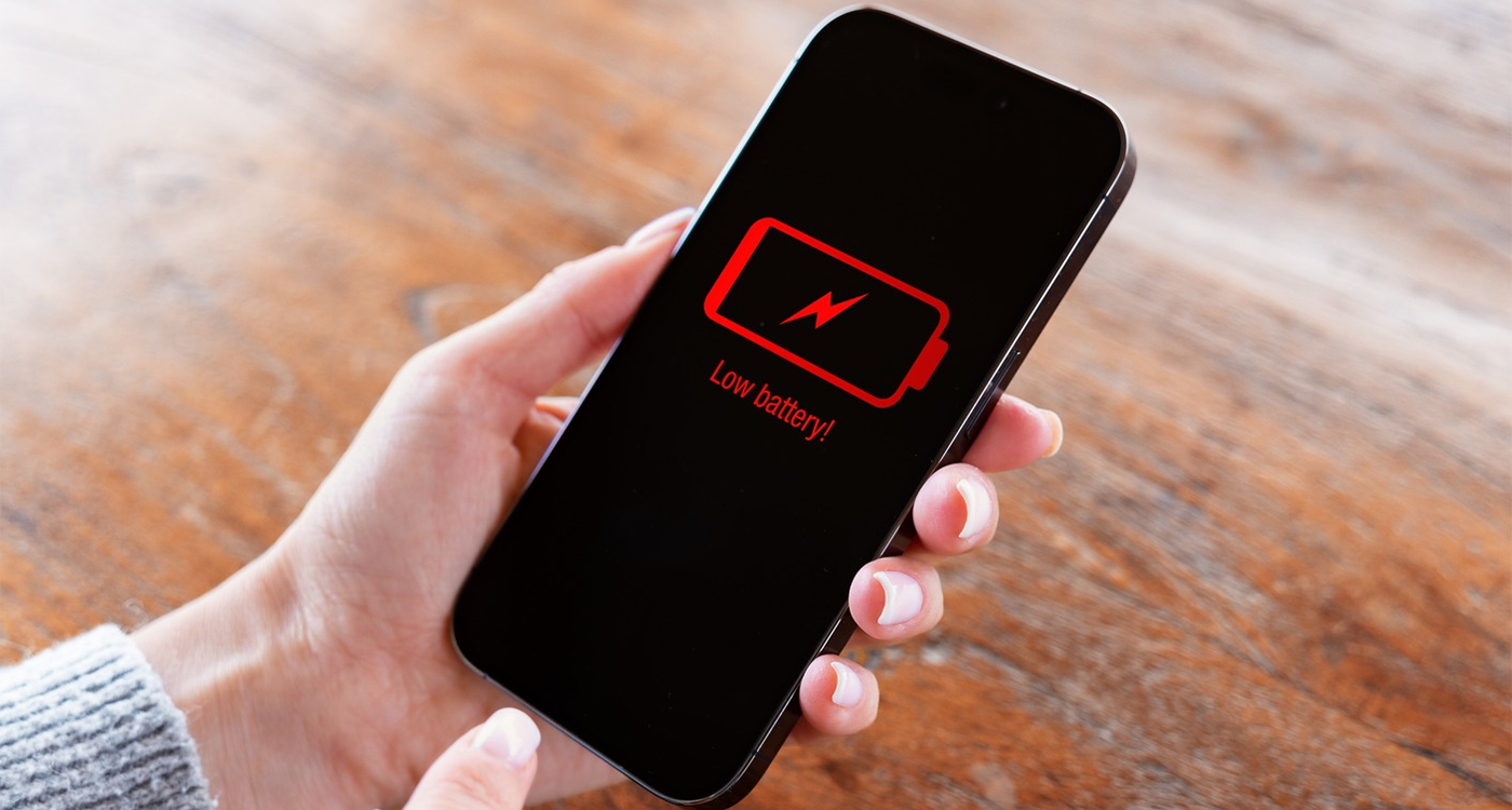 10 ways to extend iPhone battery life in emergency situations.