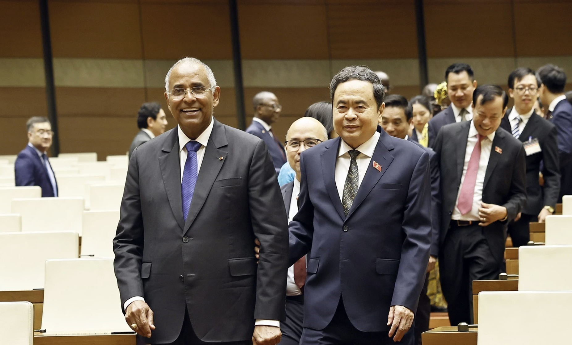 Vietnam en Ivoire streven naar een bilaterale handel van 3 tot 5 miljard dollar.