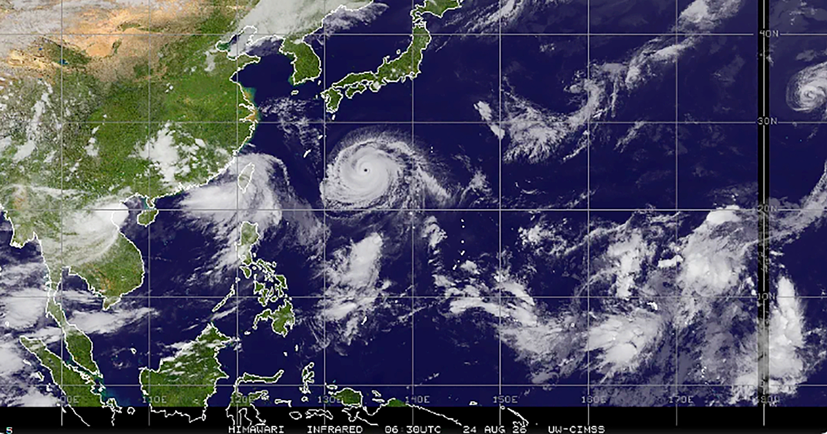 Twin Typhoons Batter East Asia: Record Floods Swamp Southern China as Saudel Weakens on Approach to Taiwan and Japan