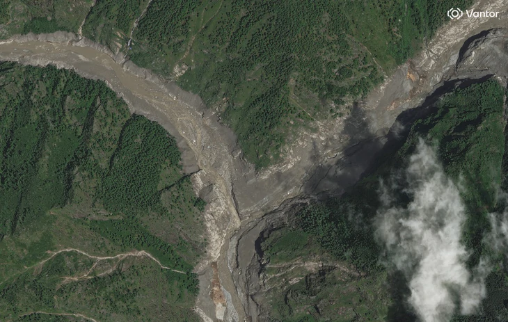 Satellite Images Show Flash Floods Wiping Out The Nepal China Border satellite-images-show-flash-floods-wiping-out-the-nepal-china-border