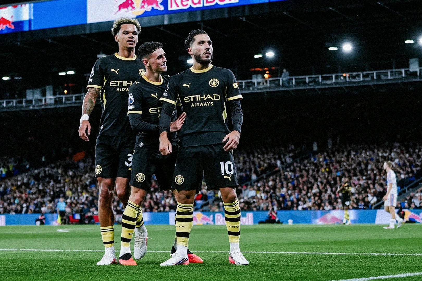victoire-de-manchester-city-4-0-la-magie-de-haaland-et-cherki