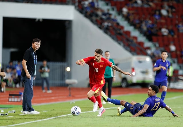 สมาคมฟุตบอลเวียดนาม (VFF) กำหนดขีดจำกัดจำนวนผู้เล่นต่างชาติที่ได้รับสัญชาติเวียดนามสำหรับทีมชาติหรือไม่?