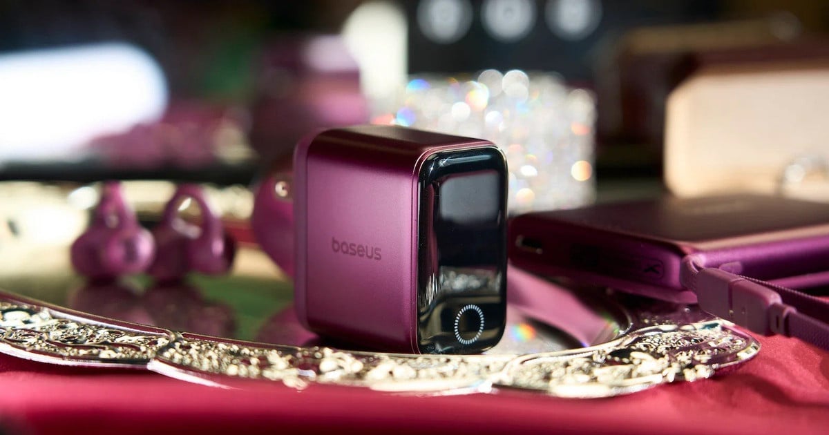 Ecosistemul de accesorii Baseus adoptă culoarea Dark Cherry Red înainte de lansarea iPhone 18 Pro.
