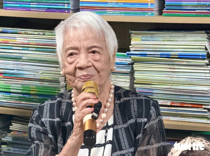 Xuan Phuong író: 97 évesen is még mindig ír, még mindig tanul és még mindig figyel - 2. kép.