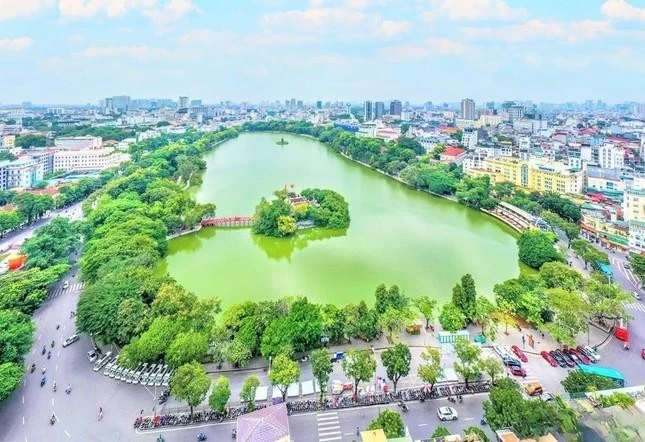 Hanoi seeks public opinion on adjusting the planning for the Hoan Kiem Lake area and the Old Quarter.