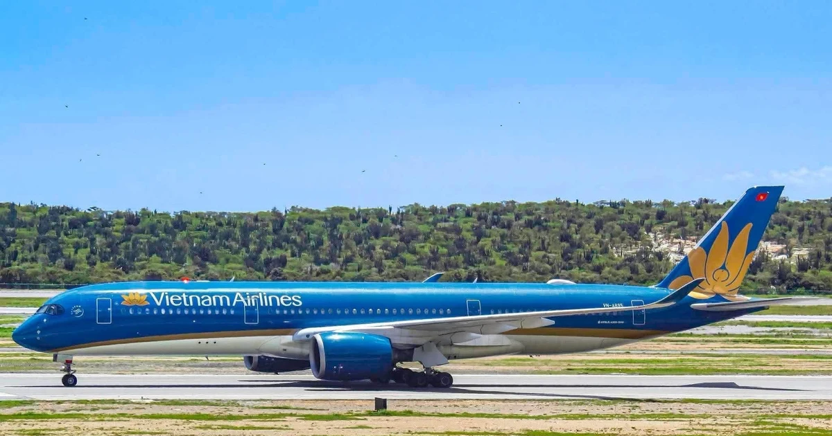 Vietnam Airlines meningkatkan jumlah penerbangan ke dan dari Jakarta karena abu vulkanik.