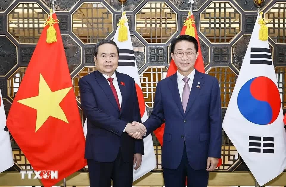 Tujuannya adalah untuk meningkatkan perdagangan bilateral antara Vietnam dan Korea Selatan menjadi US$150 miliar pada tahun 2030.