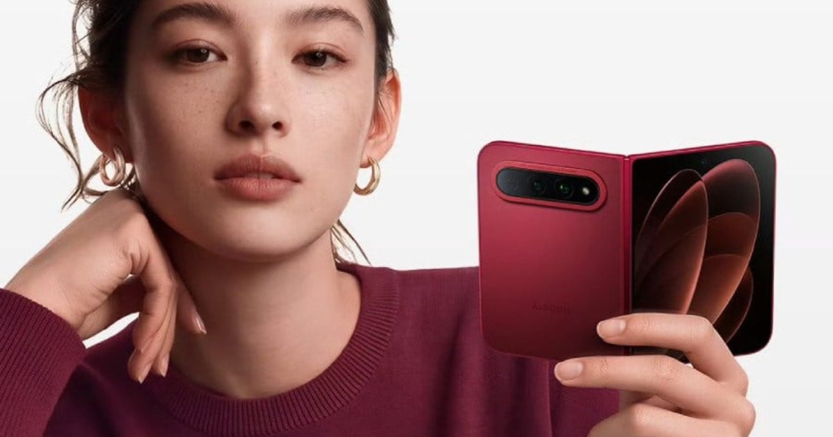 Xiaomi 18 Fold की विस्तृत समीक्षा: नया फोल्डेबल डिज़ाइन, Xring O3 चिप और 200MP Leica कैमरा।