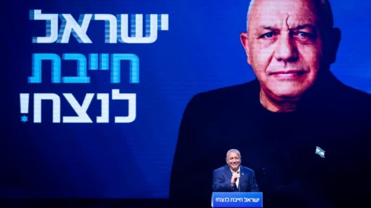 Pemilu Israel semakin dekat: Partai mantan Kepala Staf mengungguli partai Likud milik Perdana Menteri Netanyahu.