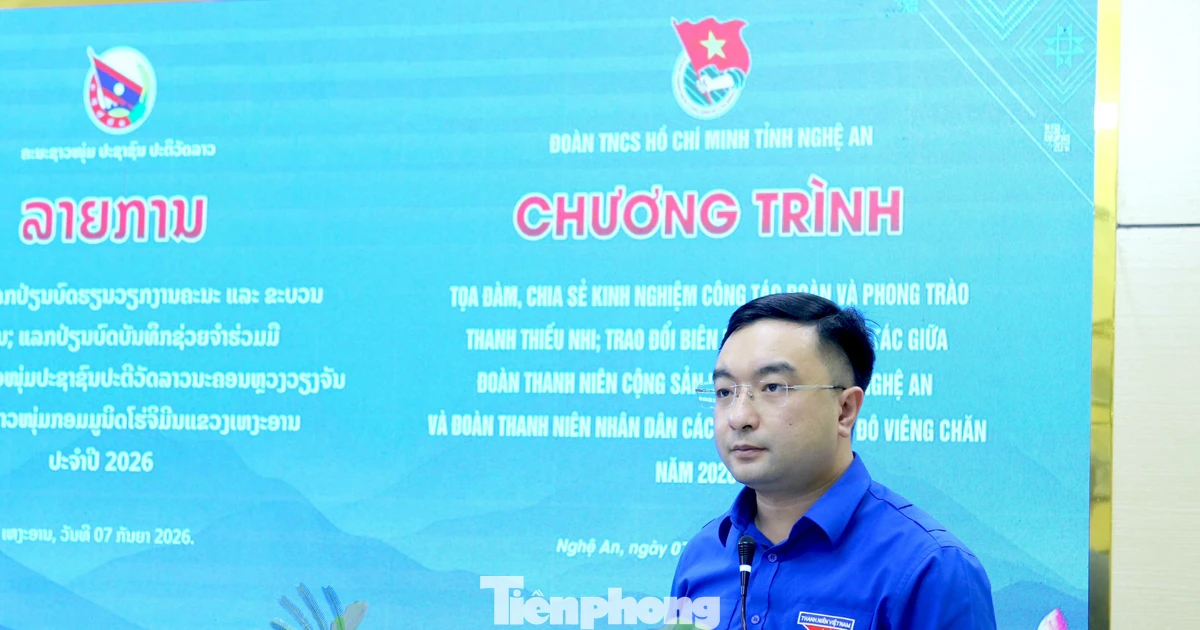 The youth of Nghe An and Vientiane extend the special solidarity between Vietnam and Laos.