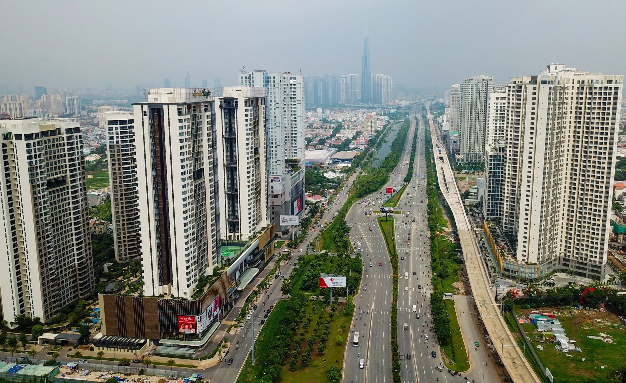 Bisnis properti menghadapi tantangan pertumbuhan dan tekanan modal.