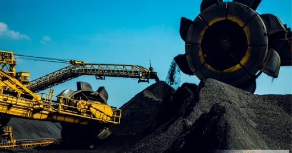 Het Ministerie van Industrie en Handel voert het besluit uit om belemmeringen voor het beheer van in