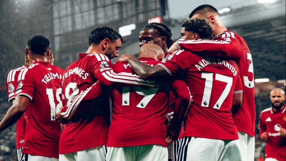 Förutsäger resultatet för matchen mellan Man United och Man City klockan 22:30 den 13 september.