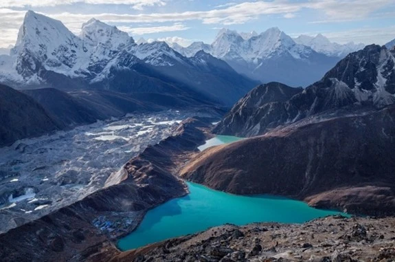 Sebelum banjir bandang dahsyat di Nepal, Himalaya 5 derajat Celcius lebih hangat.